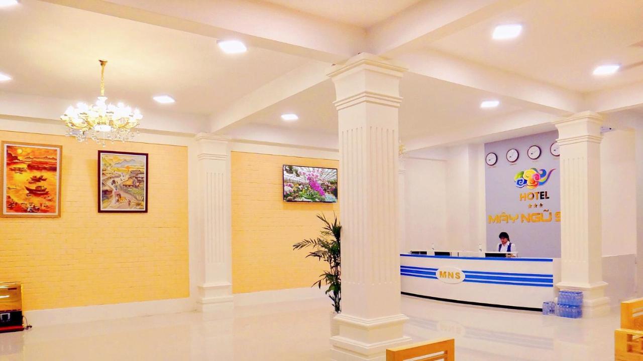 Iridescent Clouds Hotel Nha Trang -May Ngu Sac Екстериор снимка