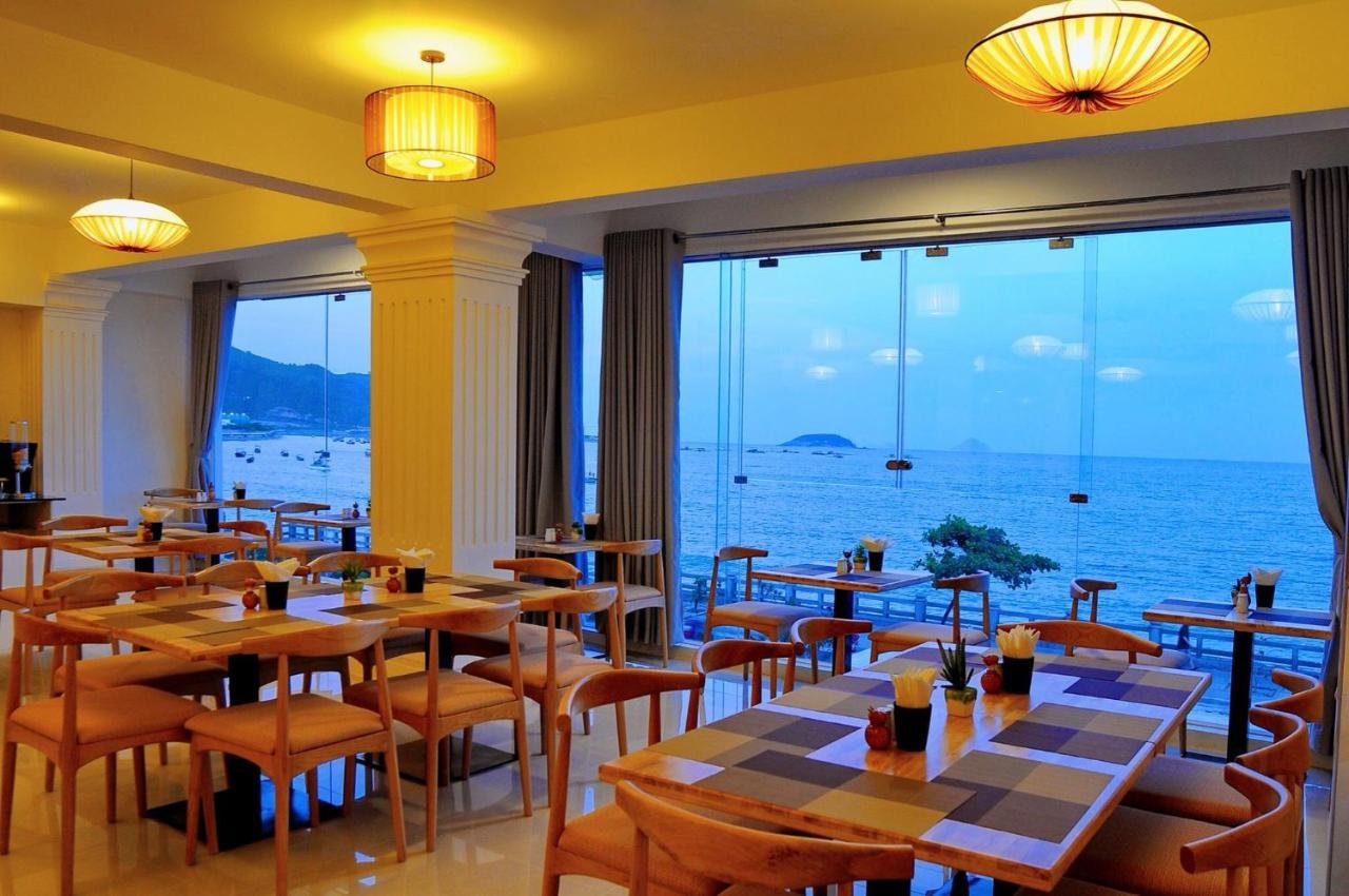 Iridescent Clouds Hotel Nha Trang -May Ngu Sac Екстериор снимка