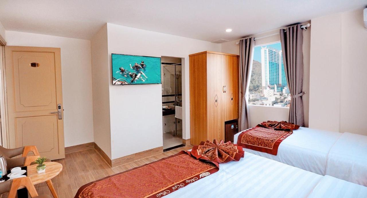 Iridescent Clouds Hotel Nha Trang -May Ngu Sac Екстериор снимка