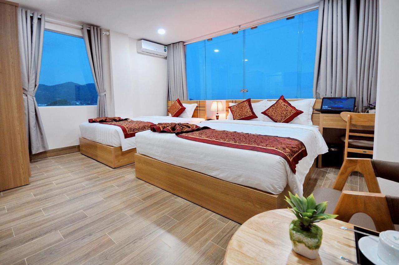 Iridescent Clouds Hotel Nha Trang -May Ngu Sac Екстериор снимка