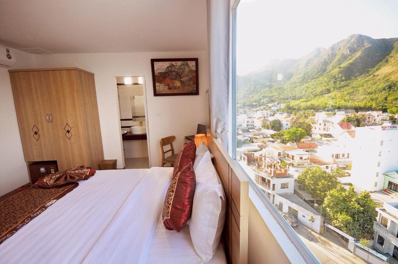 Iridescent Clouds Hotel Nha Trang -May Ngu Sac Екстериор снимка