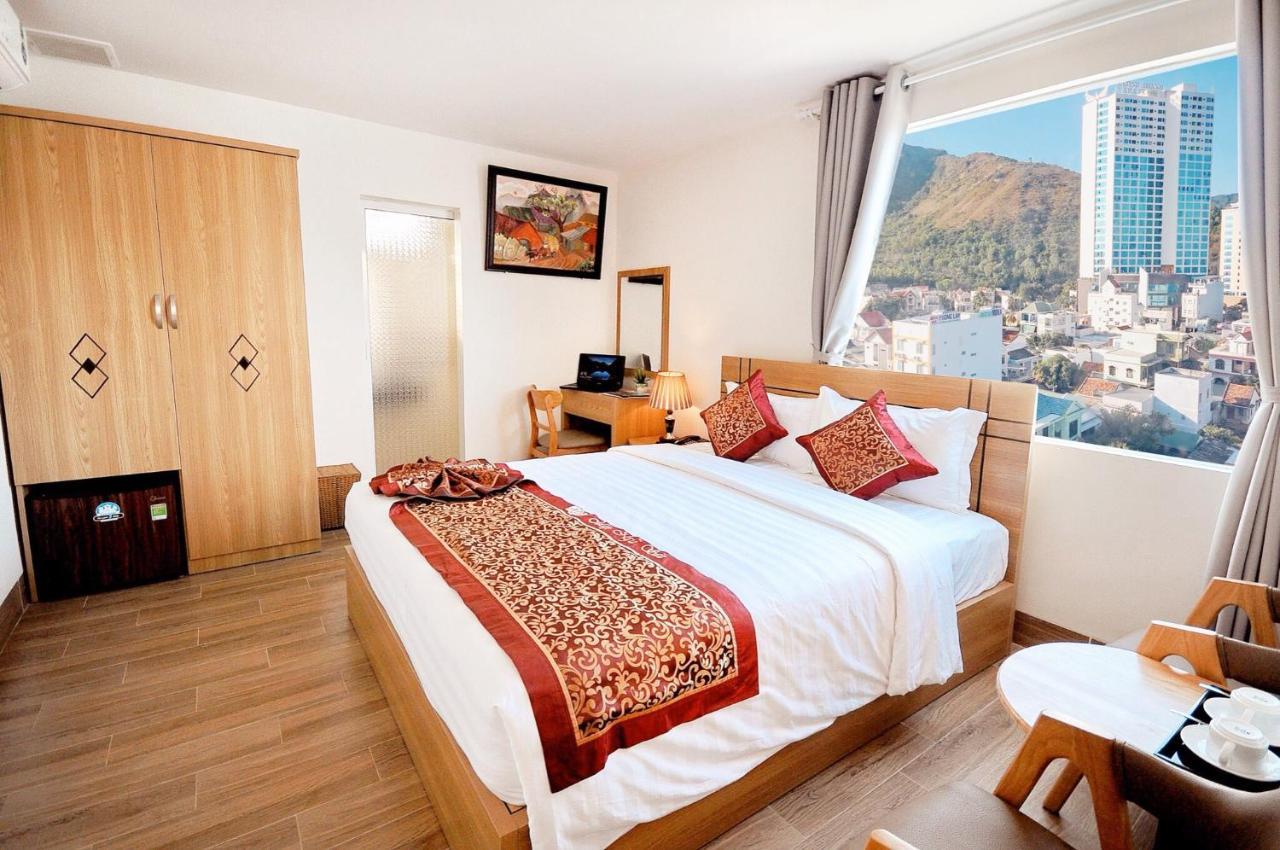 Iridescent Clouds Hotel Nha Trang -May Ngu Sac Екстериор снимка