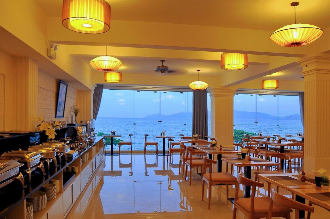 Iridescent Clouds Hotel Nha Trang -May Ngu Sac Екстериор снимка