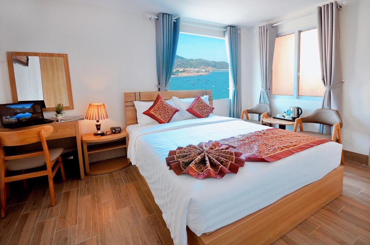 Iridescent Clouds Hotel Nha Trang -May Ngu Sac Екстериор снимка